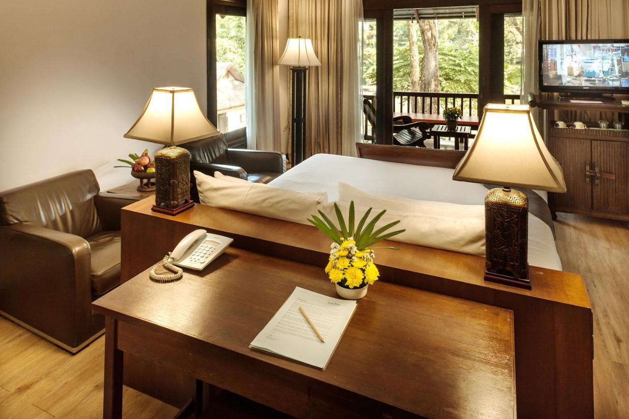 Lanna Dusita Riverside Boutique Resort Chiang Mai Exterior foto