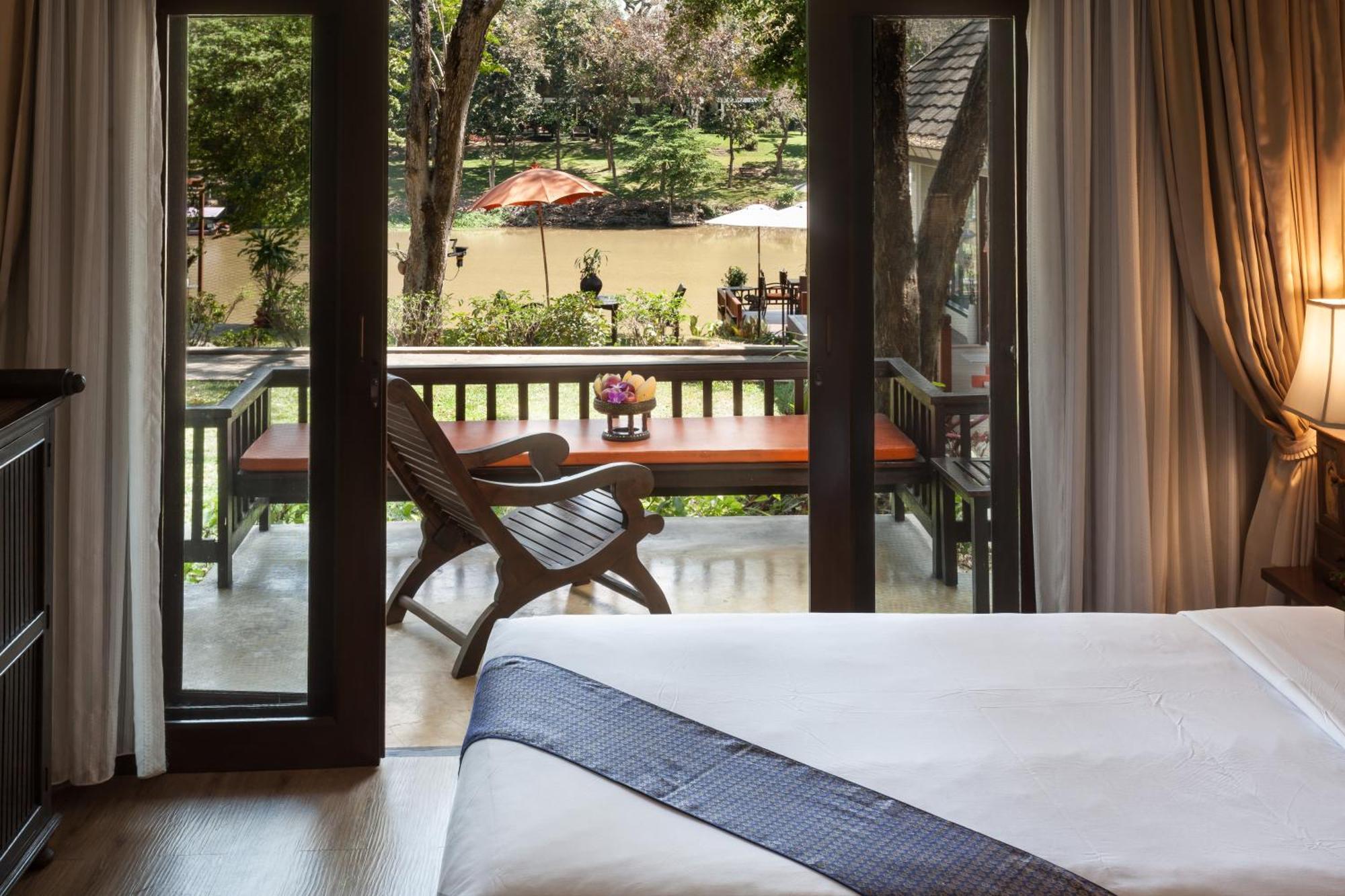 Lanna Dusita Riverside Boutique Resort Chiang Mai Exterior foto
